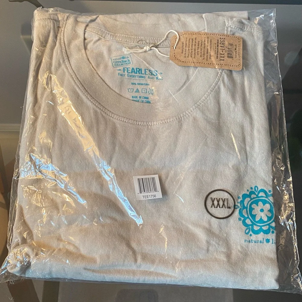 Natural Life Gray Word On The Street Comfy Tee - NWT - Picture 4 of 4